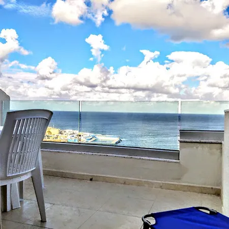 Appartement Large Penthouse With Sea View Sliema