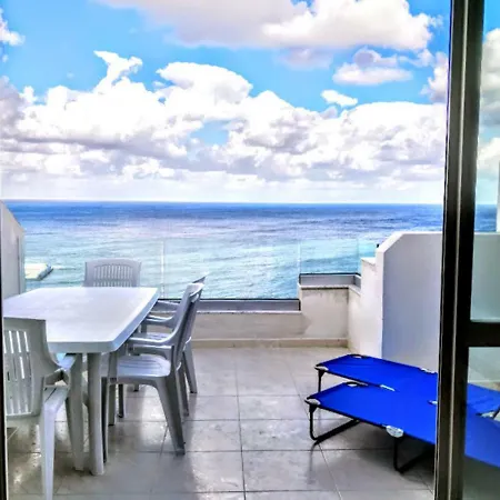 Large Penthouse With Sea View Sliema